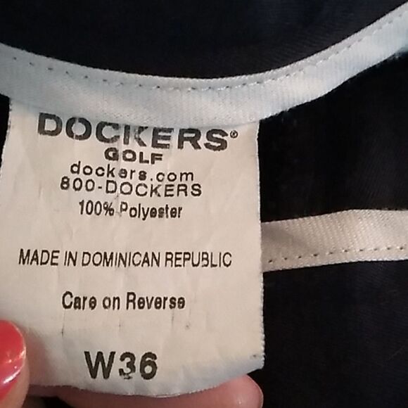 Dockers Golf Men's Black Shorts. Sz 36 - Picture 6 of 6